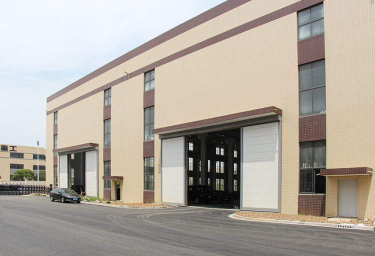 1654066853761773.jpg 江陰中南重工.jpg